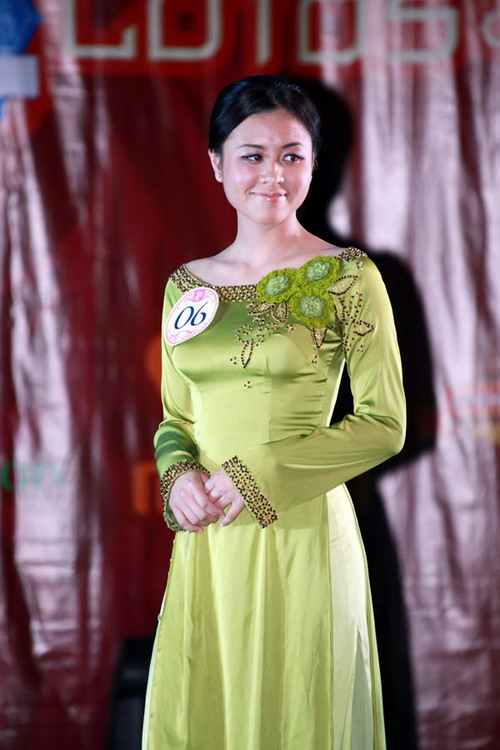 Mau+Ao+Dai+Dep+Nhat Mau Ao Dai Dep Nhat http://thethaovanhoa.vn/giai-tri/chiem-nguong-nhan ...