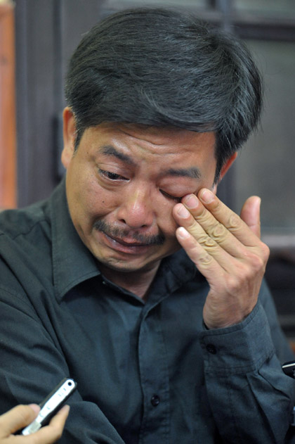 Đám tang đẫm nước mắt của <b>Hồng Sơn</b> - hongson27