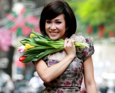 Uyên Linh lại “chiếm” vị trí số 1 Bài hát yêu thích