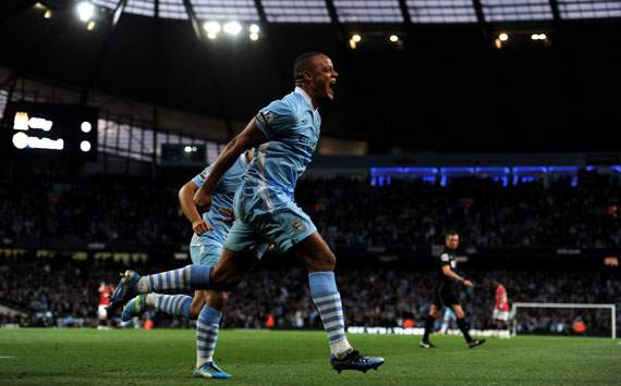 Vô địch nước Anh, Kompany ký hợp đồng khủng với Man City