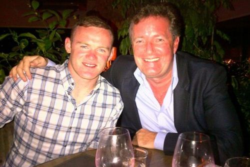 Rooney gặp sự cố trên đất Mỹ