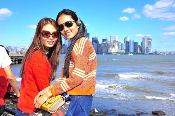Top 6 Vietnam's Next Top Model tung tăng dạo chơi New York