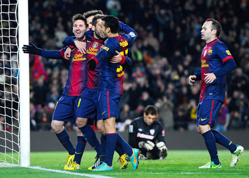 Chau-Au-duoi-cai-bong-La-Masia.jpg
