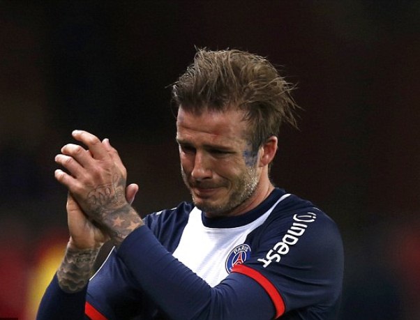 Beckham khóc ròng ngày giã từ sự nghiệp ảnh 1