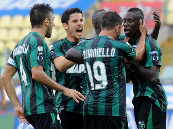  Đội bóng vô danh Sussuolo lần đầu tiên thăng hạng Serie A 