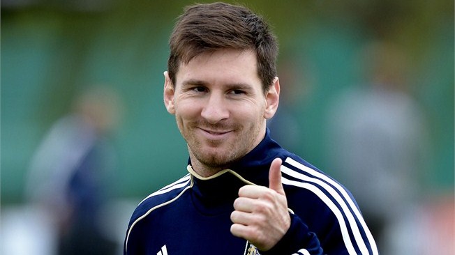  Dính chấn thương, Messi vẫn lên tuyển 