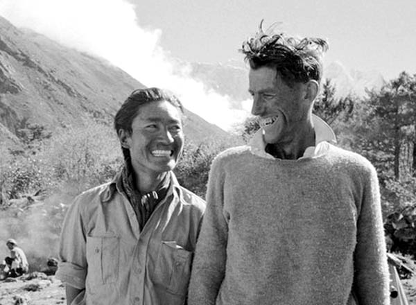 60 năm chinh phục Everest: Cuộc chiến của những người đưa tin 