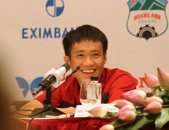 Bóng đá Quốc tế - Nụ cười đặc biệt của HLV Hoàng Văn Phúc (Hình 2).