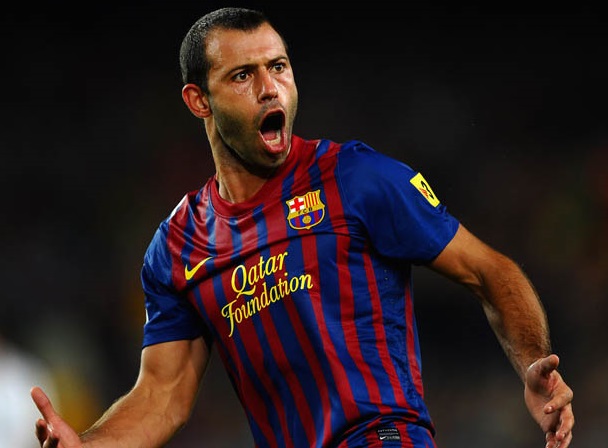 Giữ liên lạc với Rafael Benitez, Mascherano sẽ rời Barca đến Napoli?