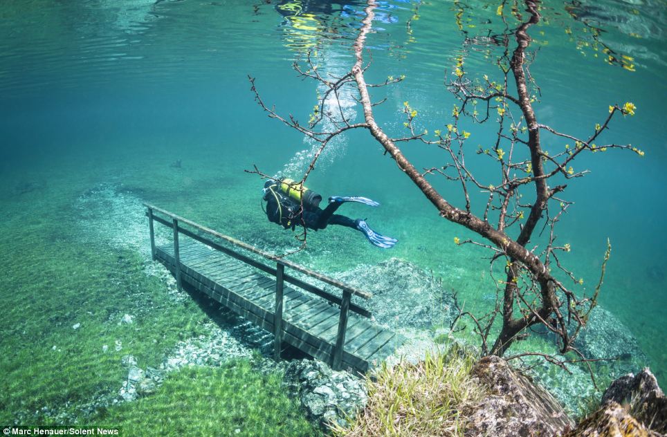 Chùm ảnh: Khung cảnh đẹp như tranh vẽ của hồ Green Lake