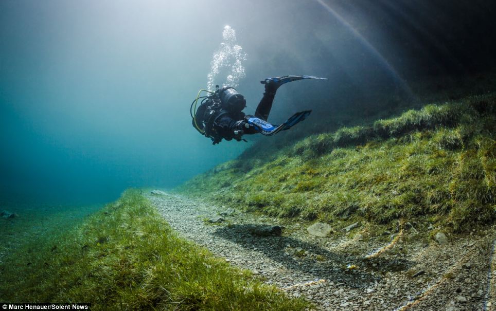 Chùm ảnh: Khung cảnh đẹp như tranh vẽ của hồ Green Lake