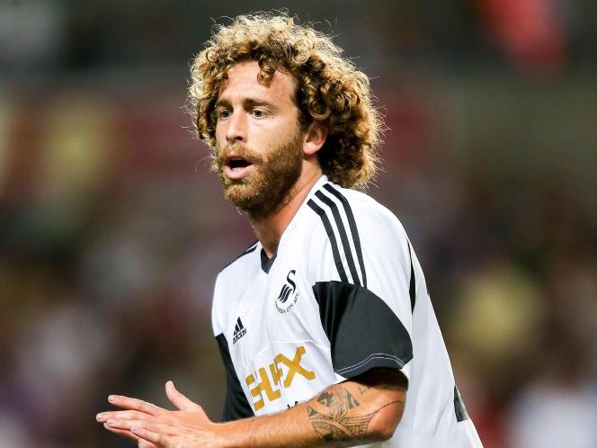 5 cầu thủ chuyền bóng chính xác nhất Premier League mùa này