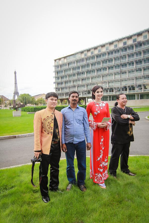 Ngọc Hân làm MC ‘Một thoáng quê hương’ tại Pháp