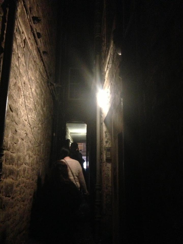 Đi tour ma ở Scotland