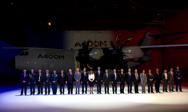 Khám phá siêu máy bay vận tải A400M mới ra lò của Airbus