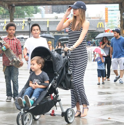 Những mỹ nhân nổi tiếng mê thể thao