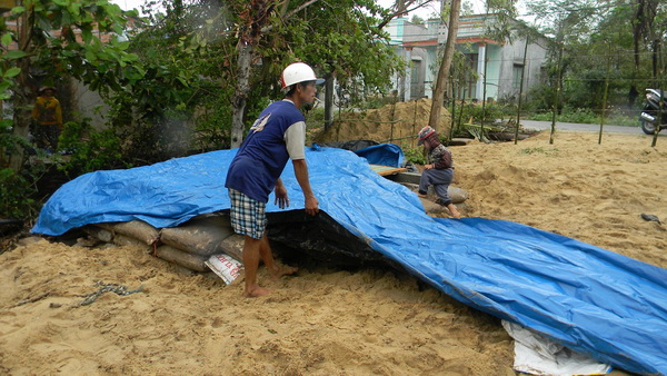 Độc đáo: Dân biển Quảng Nam đào hầm tránh siêu bão Haiyan | Thể thao & Văn hóa