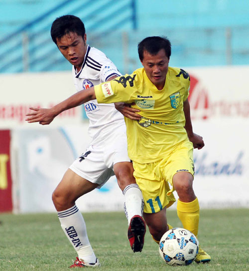 Giải bóng đá VĐQG, V- League: 30 năm vẫn... chưa ổn định
