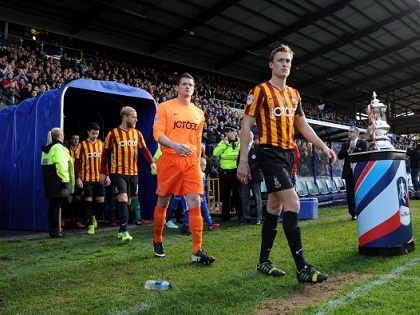 Bradford: Những nhân viên siêu thị đánh bại các ngôi sao triệu phú Chelsea