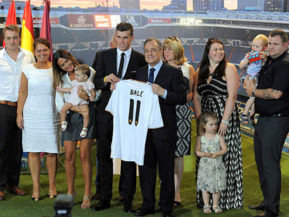Gareth Bale: Con ngoan, lành tính và không uống bia