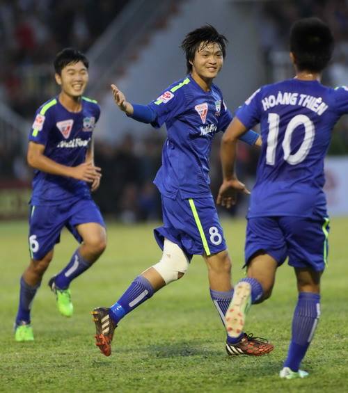 cau thu hagl kho o at len doi tuyen u23