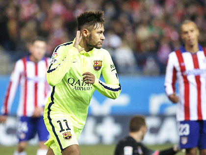 Atletico trả giá vì nóng đầu, Neymar là người hùng, Barca rộng cửa vô địch