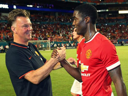 Blackett gia hạn hợp đồng với Man United