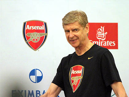 Các CLB Việt Nam và hành trình châu lục: Từ câu chuyện của Wenger