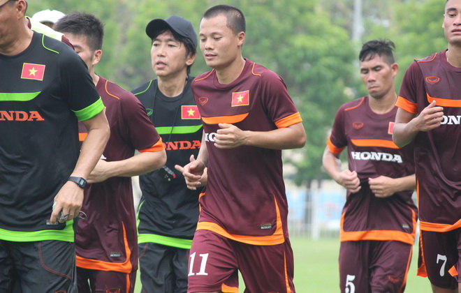 Thành Lương, Văn Quyết chưa thể tập luyện