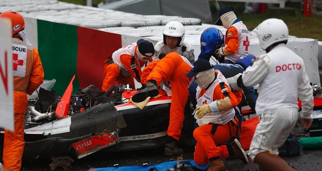 Nhìn từ vụ Bianchi tử nạn: Đường đua F1 đầy rẫy những hiểm nguy