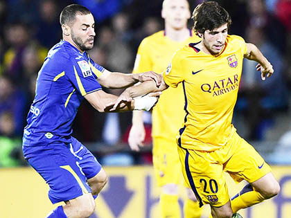 Barcelona: Hãy trao áo số 6 cho Sergi Roberto!