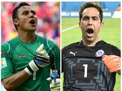 Keylor Navas so găng Claudio Bravo: 'Kinh điển' của những đôi tay vàng