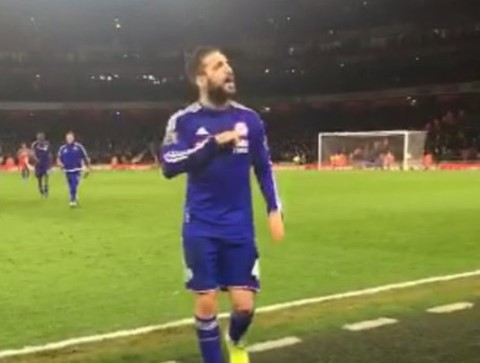 Thực hư việc Fabregas đã chửi, trêu tức fan Arsenal?