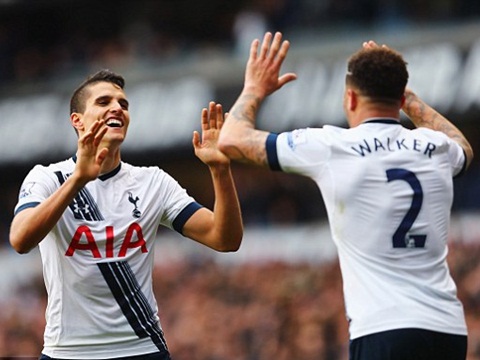 Tottenham 3-0 Man United: Ghi 3 bàn trong 6 phút, Tottenham quyết tranh vô địch với Leicester