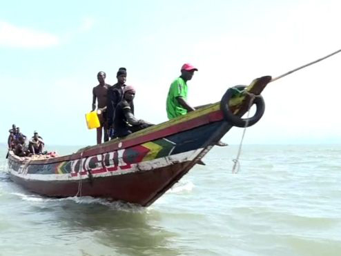 Ngư dân tận vùng biển Guinea ở Tây Phi cũng 'khóc' vì tàu cá Trung Quốc