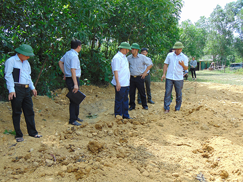 Đổ chất thải của Formosa tại Thiên Cầm: Chính quyền huyện Cẩm Xuyên thừa nhận... chủ quan