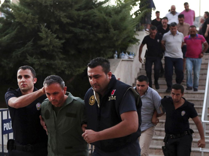 Tòa án Hy Lạp kết án tù treo 8 quân nhân Thổ Nhĩ Kỳ tham gia vụ đảo chính