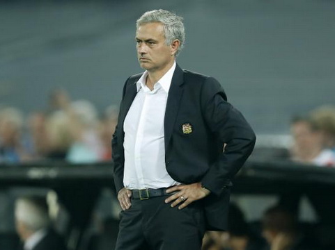 Mourinho sai ở đâu, vì sao cần học Zidane để thoát khủng hoảng?