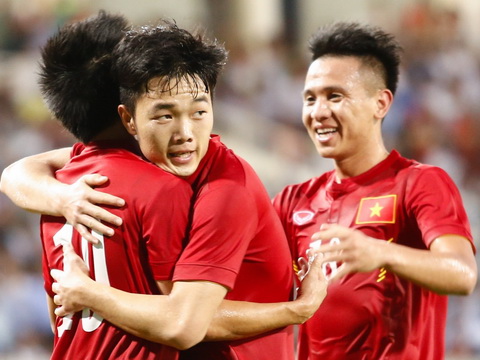 Xuân Trường về Việt Nam hai tuần trước AFF Cup 2016