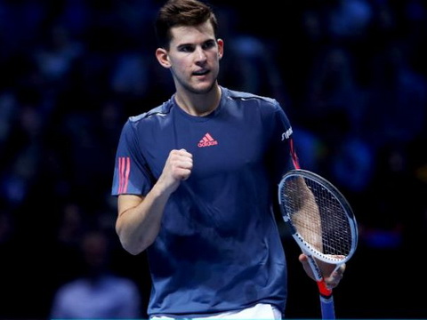 VIDEO: Dominic Thiem phản công sắc lẹm khiến Djokovic bất lực ở ATP World Tour Finals