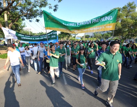 Công ty CP Chứng khoán Phú Hưng (PHS) chung tay mang một mùa xuân ấm áp cho người nghèo