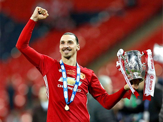 Ibrahimovic muốn đá cho Man United thêm 2 năm nữa