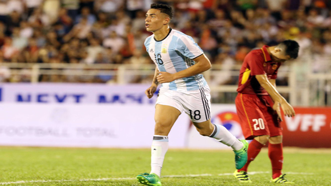 HLV U20 Argentina ‘chê’ bóng đá Việt Nam