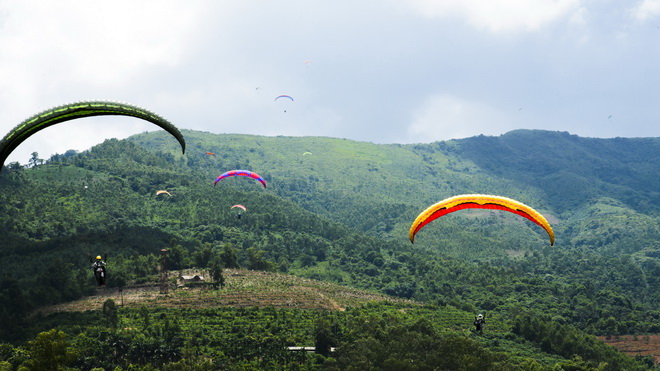 Độc đáo giải dù lượn Việt Nam mở rộng 2017