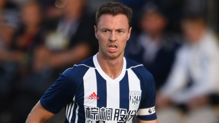 SỐC!!! Man City hỏi mua Jonny Evans với giá cao nhưng bị từ chối