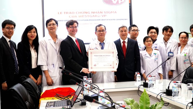 Bệnh viện đầu tiên tại Việt Nam đạt chuẩn xét nghiệm quốc tế 