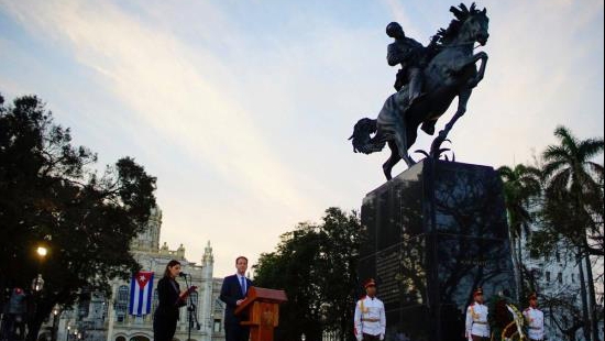 Khánh thành bức tượng anh hùng Jose Marti tại La Habana, thủ đô Cuba