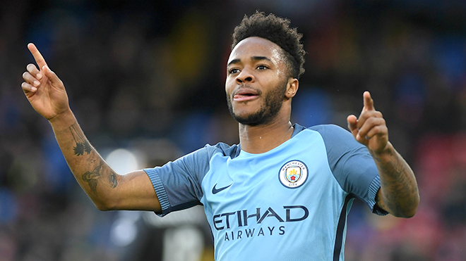 Sterling bùng nổ với 'vị trí của Messi'