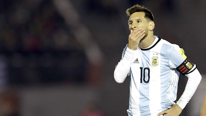 Đừng trông vào Messi, Argentina phải tự cứu mình!