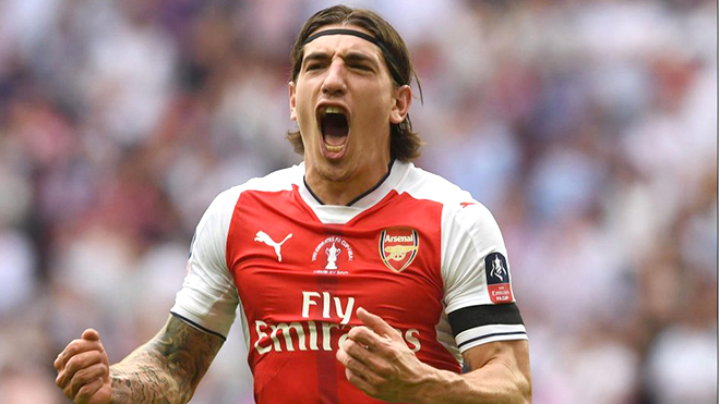 Barca có hẳn một chiến lược 'xấu xí' để chiêu mộ Bellerin